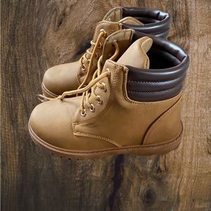 Size 12 toddler Boots